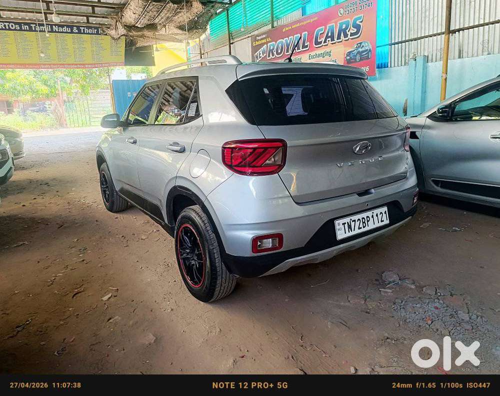 Hyundai Venue 1.2 S (o), 2019, Petrol