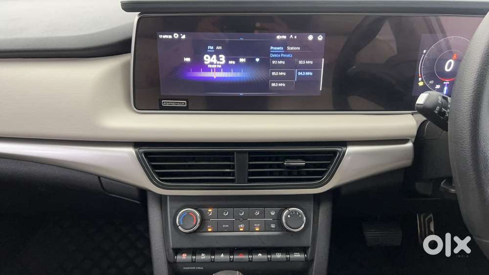 Mahindra Xuv700 2.2 Ax 5 Diesel At 7 Str, 2023, Diesel