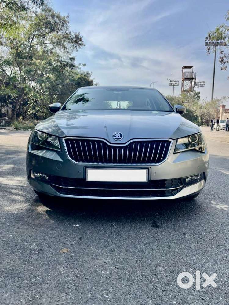 Skoda Superb 2.0 Tsi At L&k, 2019, Petrol