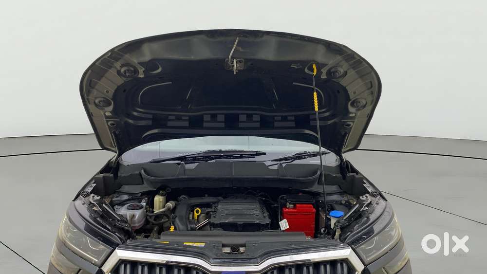 Skoda Kushaq 1.0 Tsi Style At, 2022, Petrol