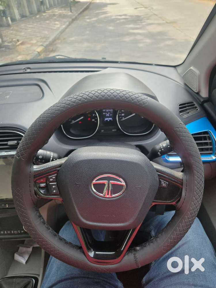 Tata Tiago Petrol 2020