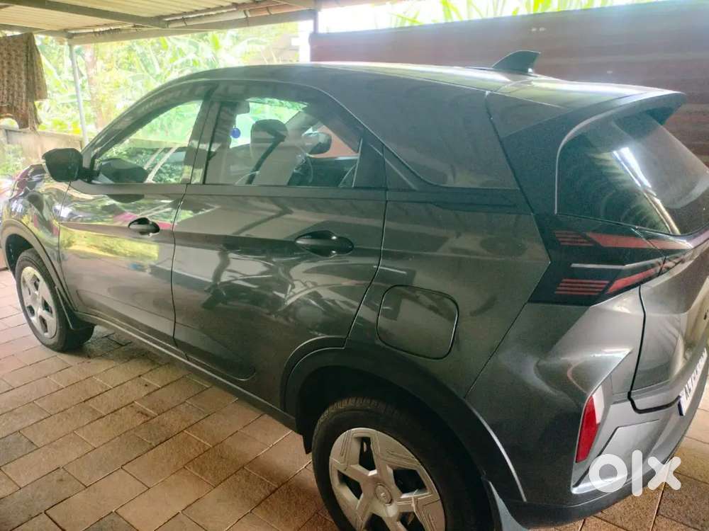 Tata Nexon Smart+pmt 2024