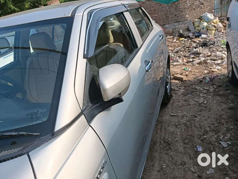 Maruti Suzuki Dzire 2016 Cng & Hybrids 80000 Km Driven