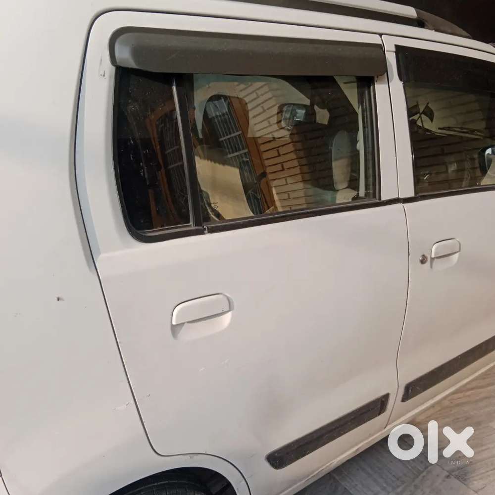 Maruti Suzuki Wagon R 2015 Petrol 68000 Km