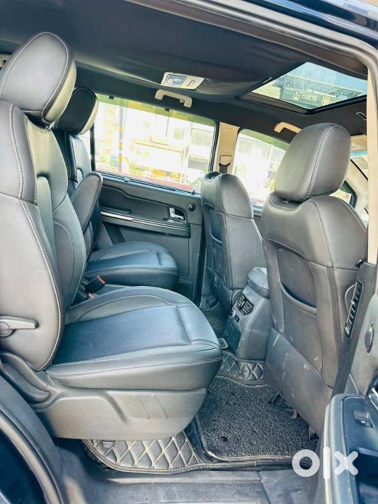 Tata Hexa 2.2 Xta 4x2 7 Str Dual Tone, 2017, Diesel