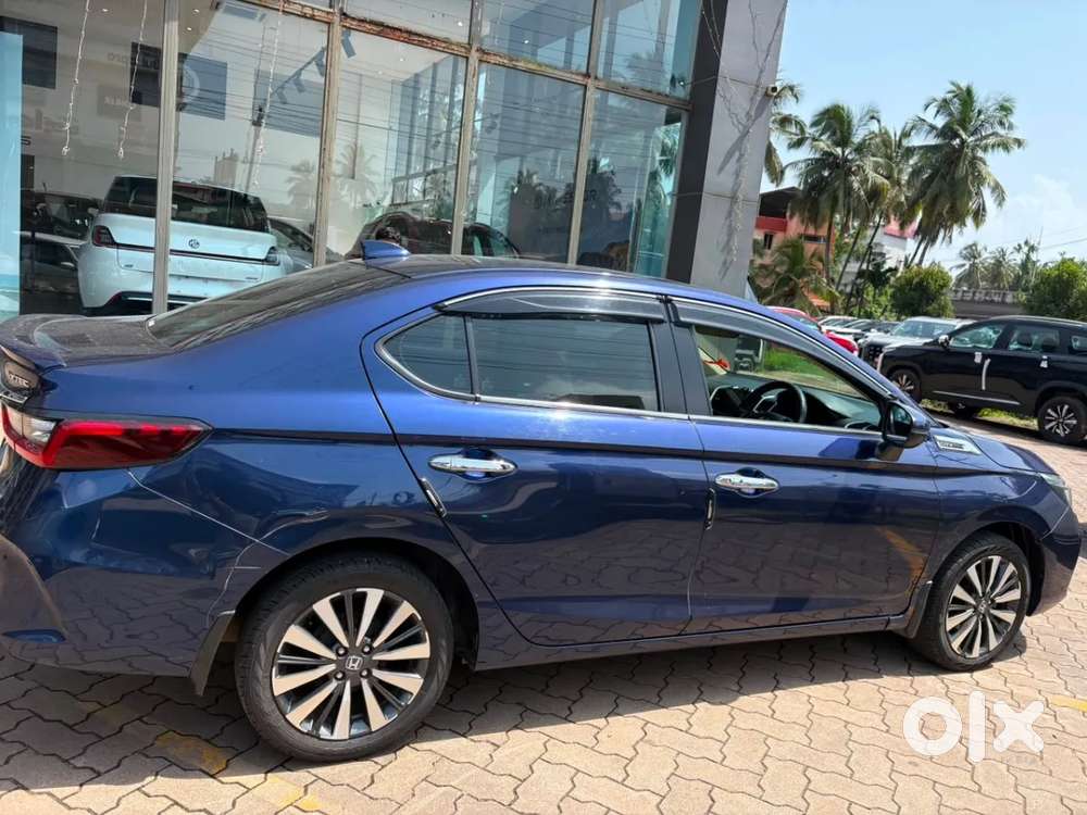 Honda City 1.5 Zx I-vtec Mt, 2023, Petrol