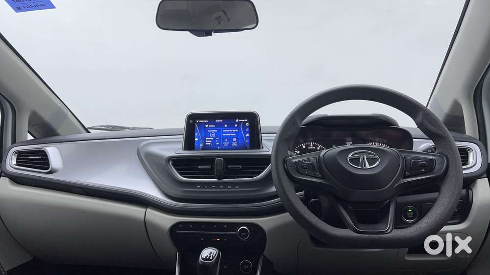 Tata Altroz Xz, 2023, Petrol