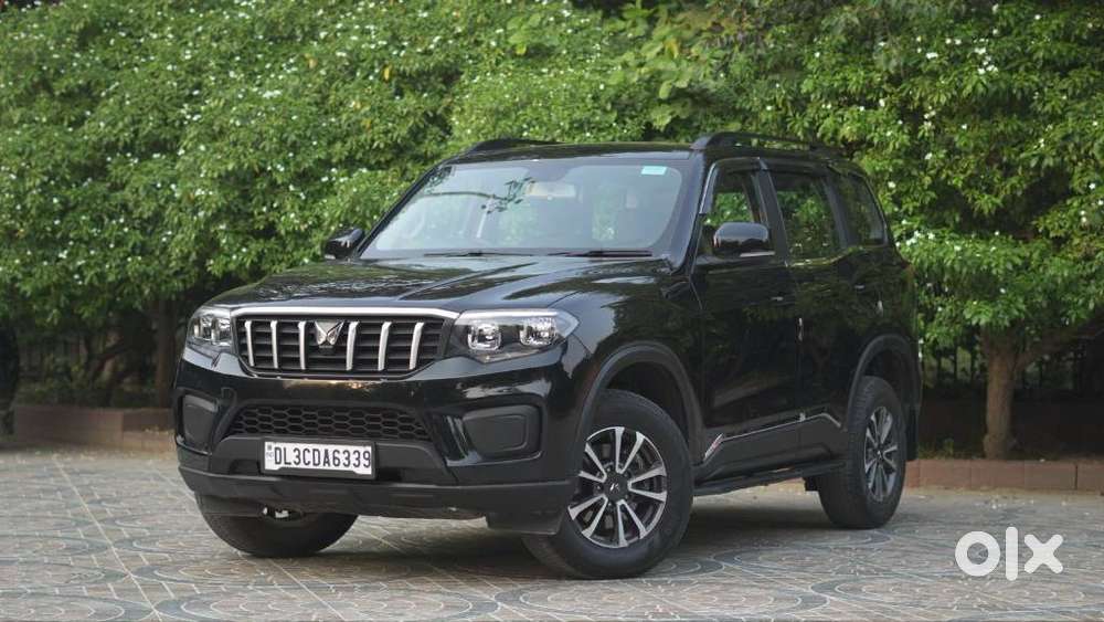 Mahindra Scorpio N Z4 Petrol Mt 7 Str, 2024, Petrol