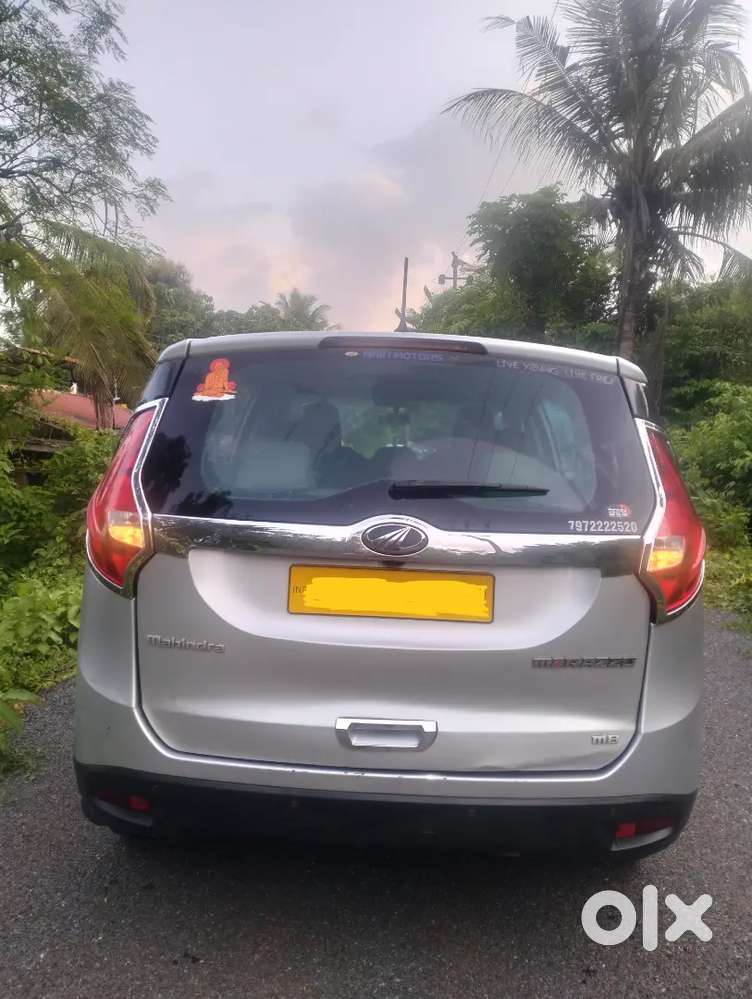 Mahindra Marazzo Diesel 2020