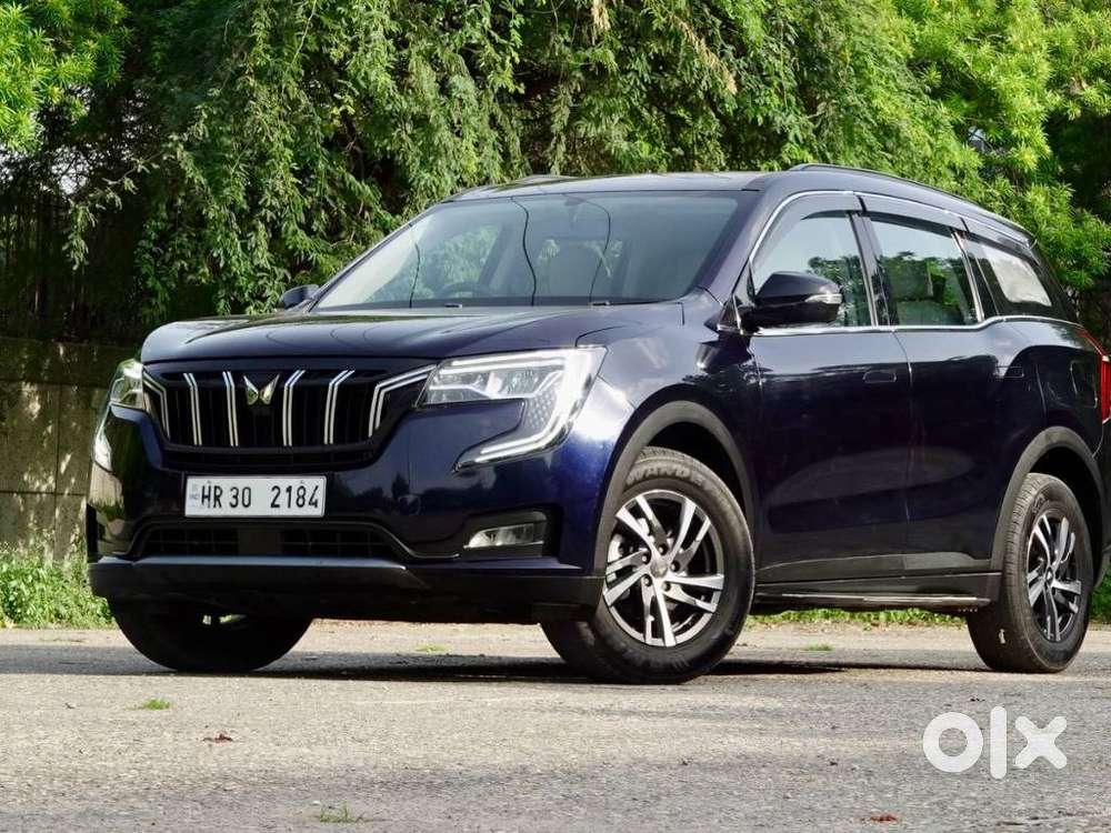 Mahindra Xuv700 2.0 Ax 7 Petrol Mt Str, 2022, Petrol