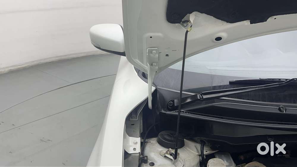 Maruti Suzuki Swift Vvt Vxi, 2022, Petrol