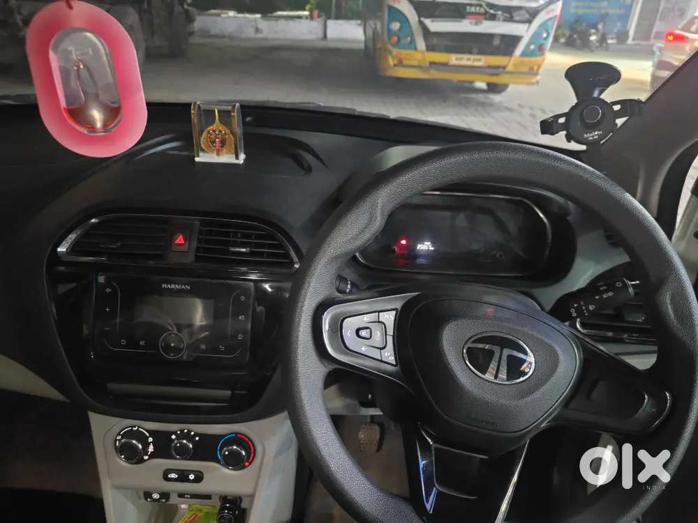 Tata Tiago Revotron Xt 2024