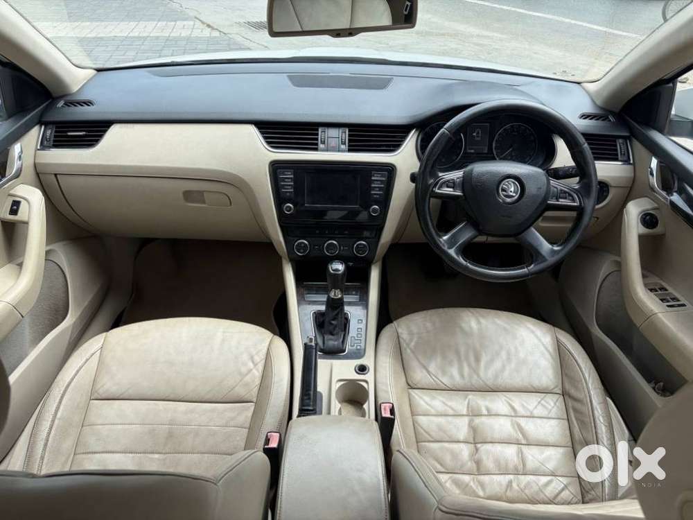 Skoda Octavia Ambition 2.0 Tdi At, 2013, Diesel