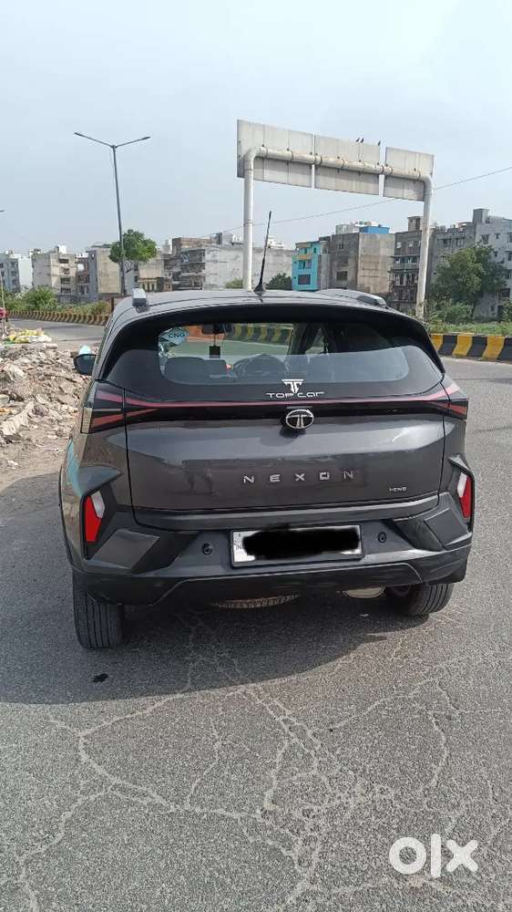 Tata Nexon Smart Plus 2025