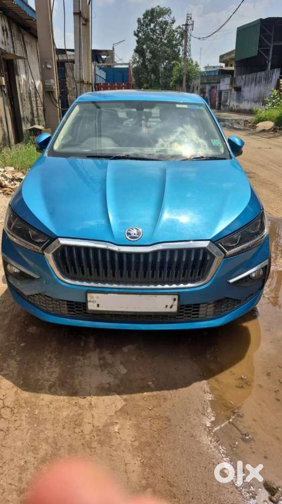 Skoda Slavia Active 1.0l Tsi Mt, 2022, Petrol