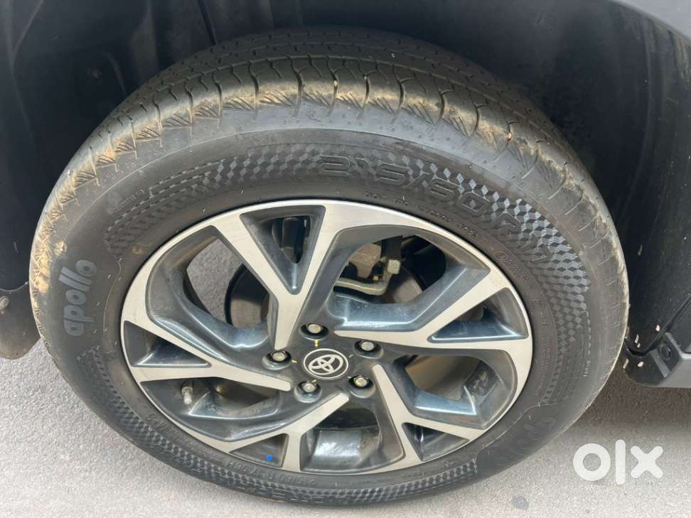 Toyota Urban Cruiser Hyryder 1.5 V Hybrid, 2023, Petrol