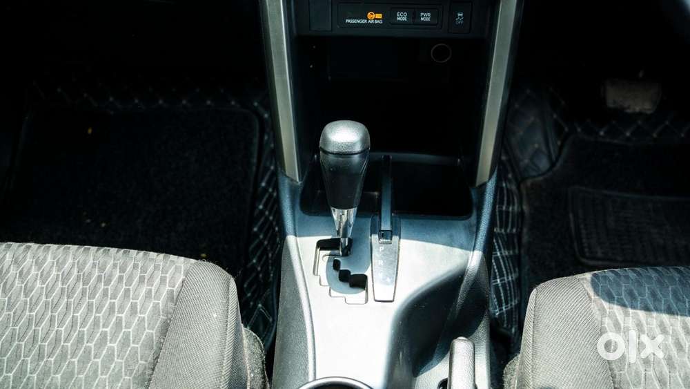 Toyota Innova Crysta 2.8 Gx At, 2022, Petrol