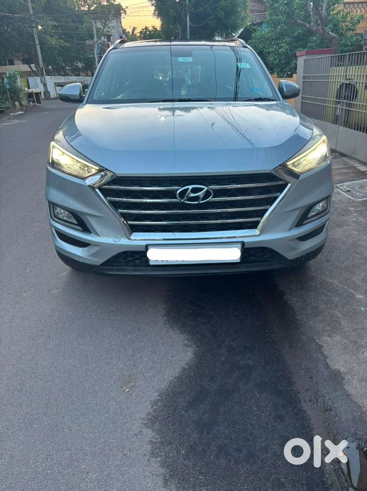 Hyundai Tucson 2.0 Petrol Automatic  Premium Variant