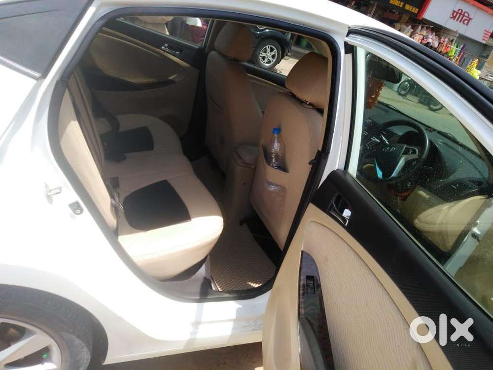 Hyundai Fluidic Verna 2011 Petrol Well Maintained