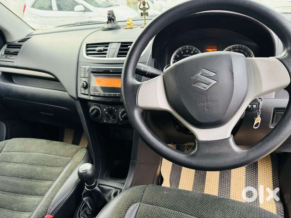 Maruti Suzuki Swift Vxi 1.2 Abs Bs-iv, 2017, Petrol