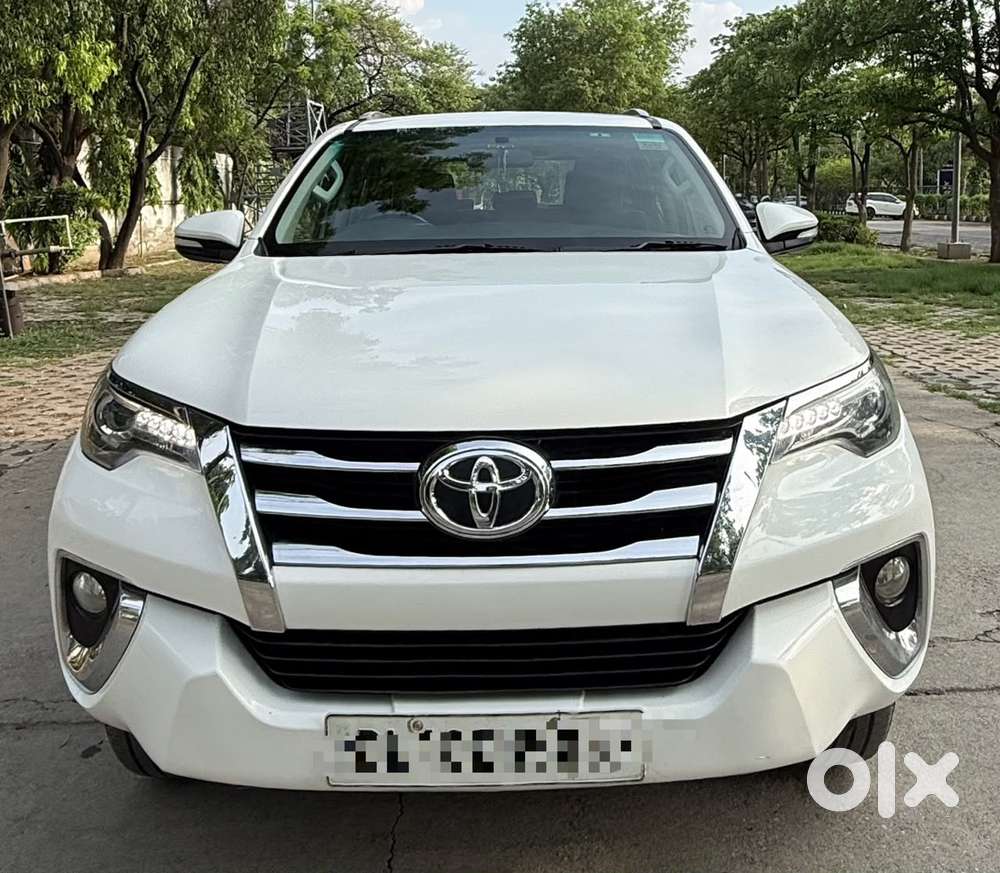 Toyota Fortuner 4x2 At 2.8 Diesel, 2017, Petrol