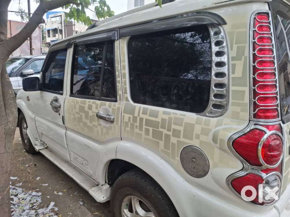 Mahindra Scorpio Vlx 2wd Abs At Bsiii, 2009, Diesel