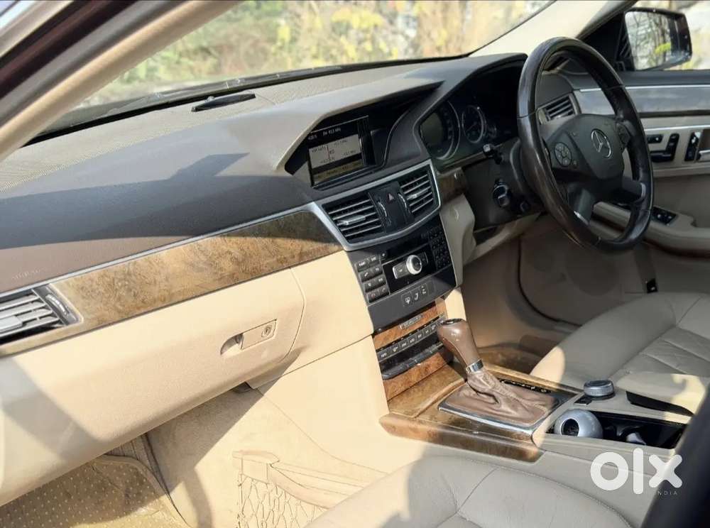 Mercedes-benz E-class 2011 Petrol Well Maintained