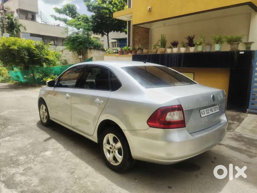 Skoda Rapid 1.6 Naturally Aspirated Automatic,