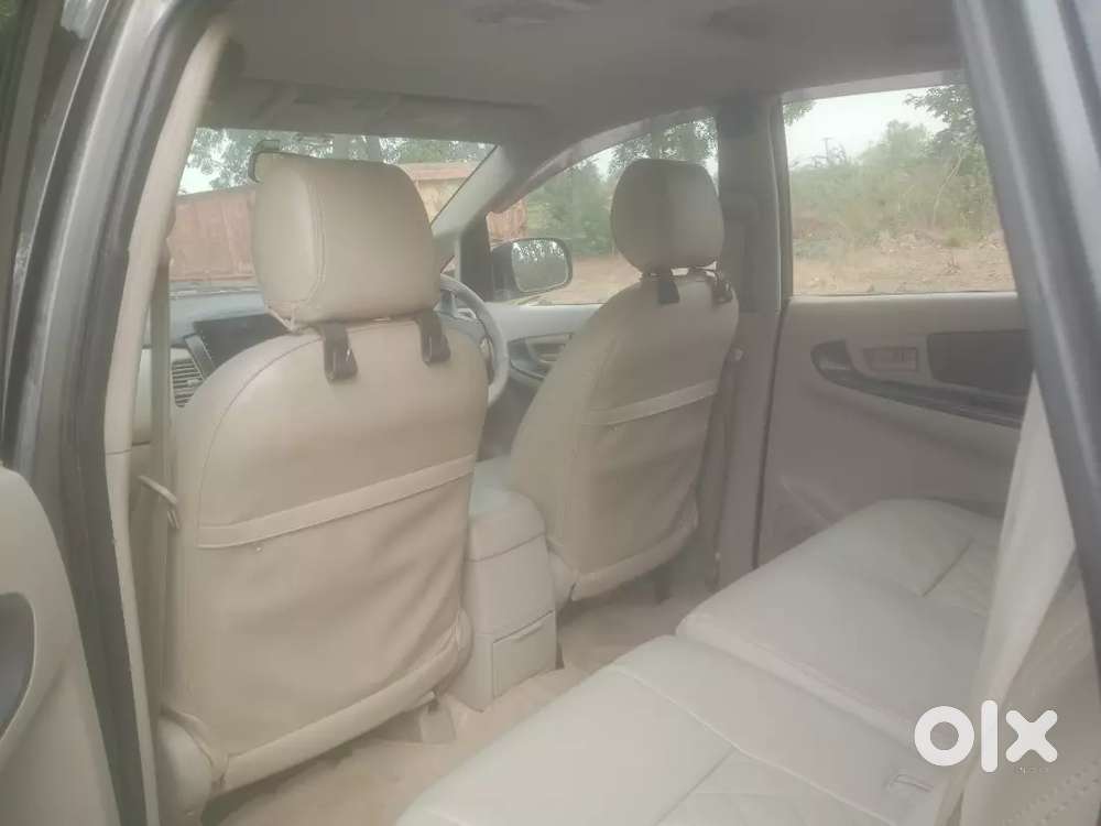 Toyota Innova 2012 Diesel 239000 Km Driven  Good Condition