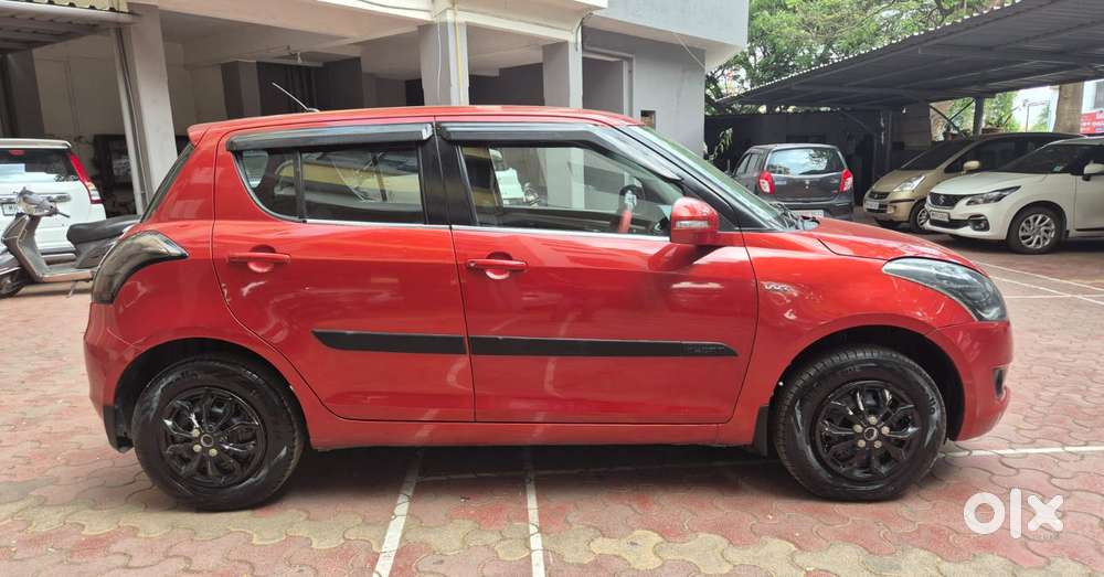 Maruti Suzuki Swift 2011-2014 Vxi, 2012, Petrol