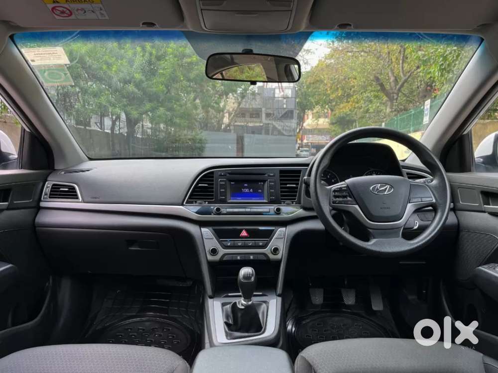 Hyundai Elantra 2.0 S, 2019, Petrol