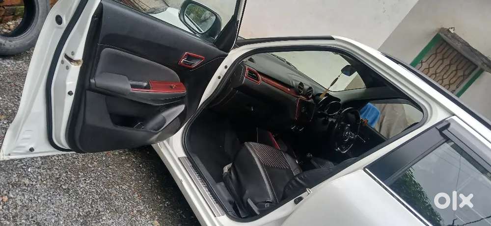 Maruti Suzuki Swift 2021 Manual Petrol