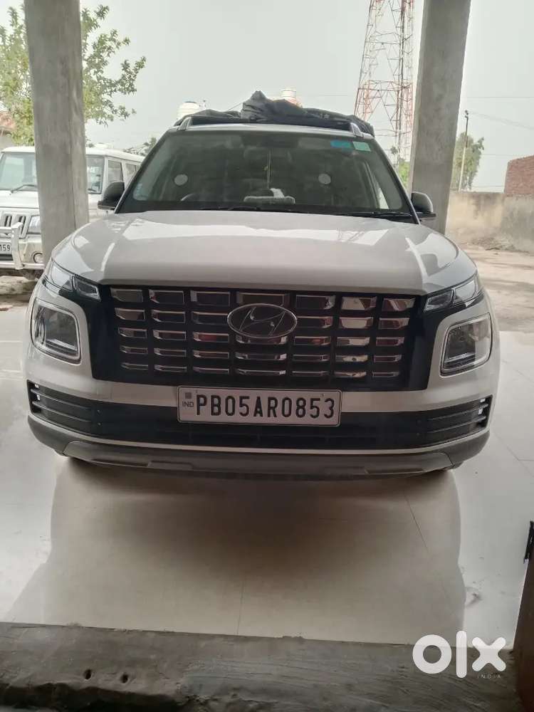 Hyundai Venue Kappa 2023 Automatic, 1st Owner