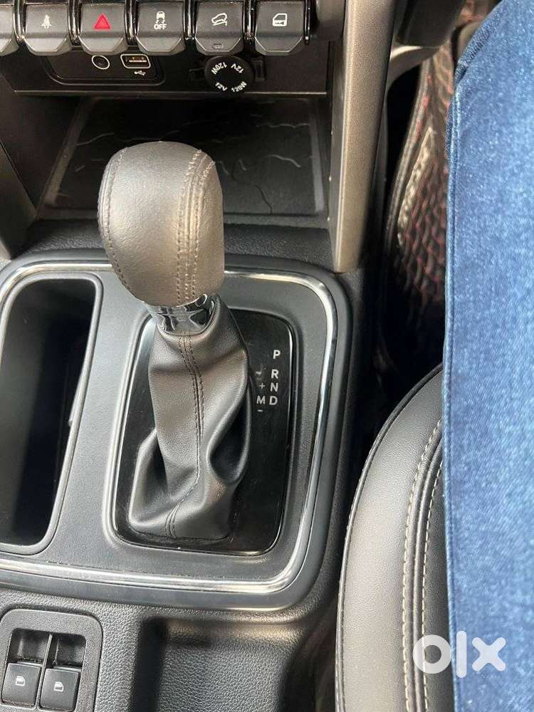 Mahindra Thar Lx Hard Top Diesel Mt Rwd, 2024, Petrol