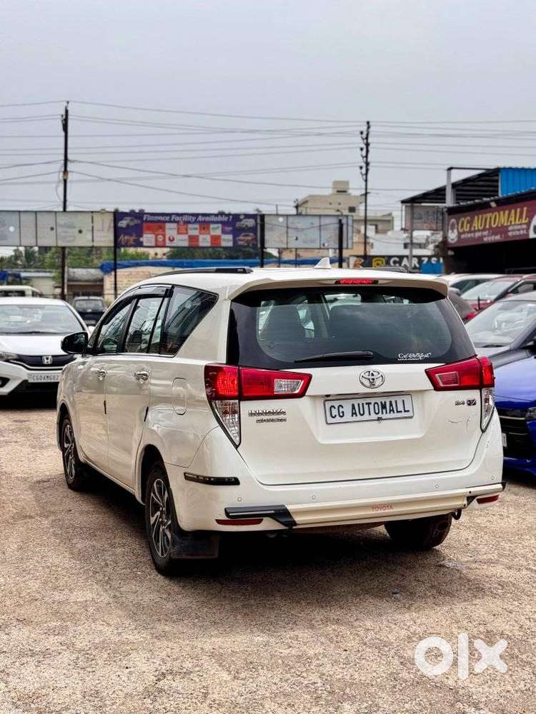 Toyota Innova Crysta 2.4 V, 2022, Diesel