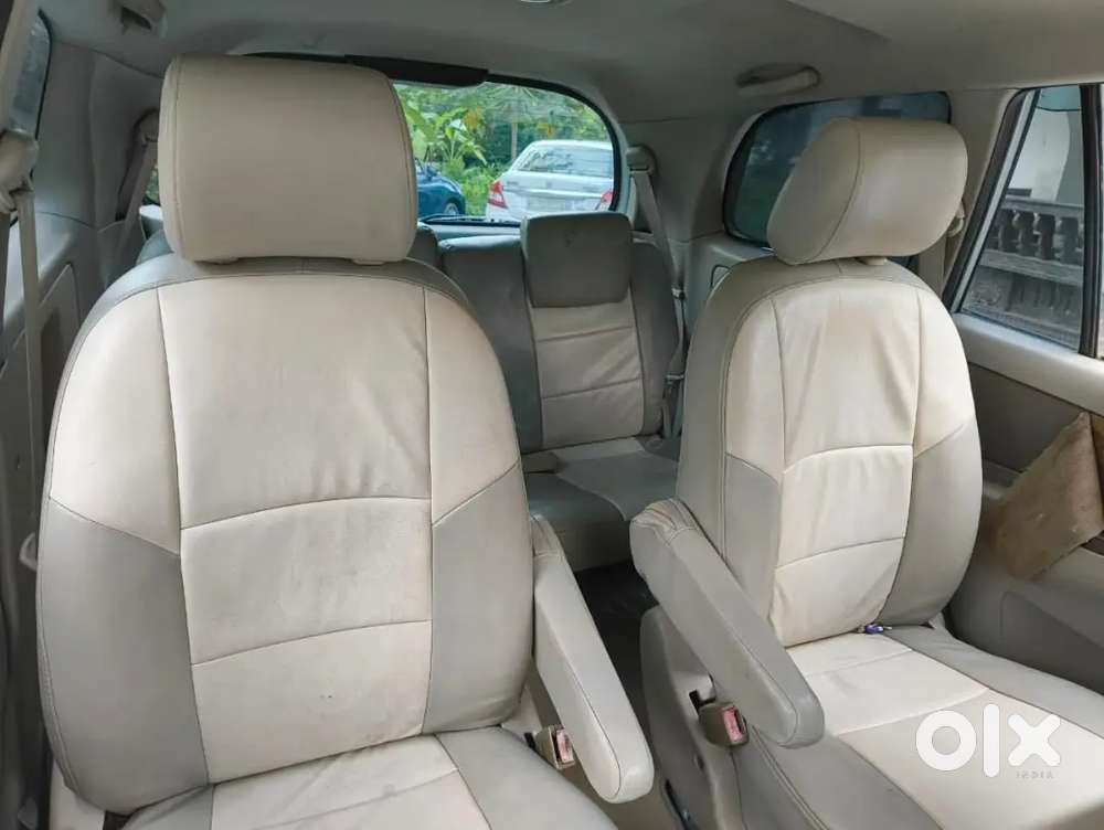 Innova Turbo Diesel 2.5v Original Kerala  Well Maintained Family Car.
