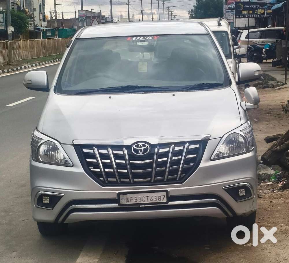 Toyota Innova 2.5 G (diesel) 7 Seater Bs Iv, 2013, Diesel