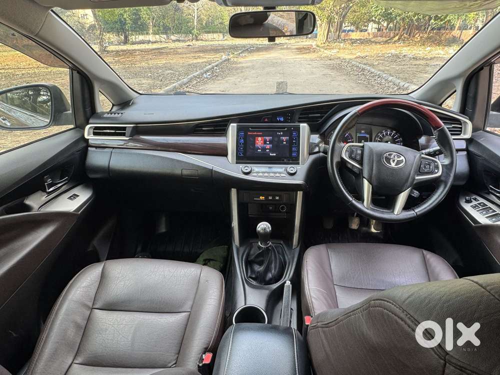 Toyota Innova Crysta 2.7 Vx Mt, 2019, Diesel
