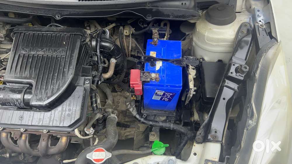 Maruti Suzuki Swift Dzire 1.3 Vxi, 2015, Petrol