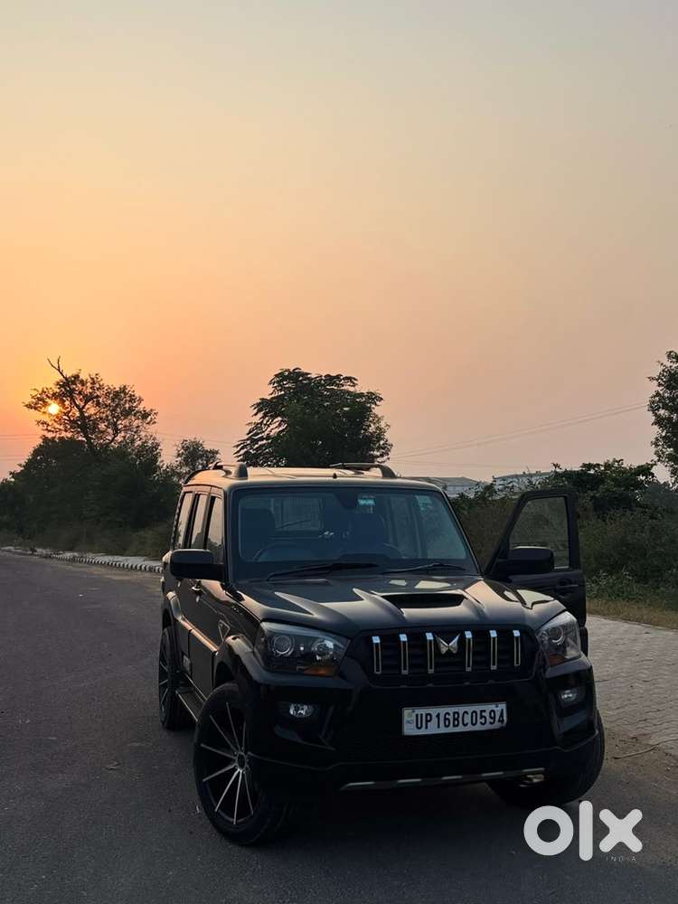 Mahindra Scorpio Classic 2015