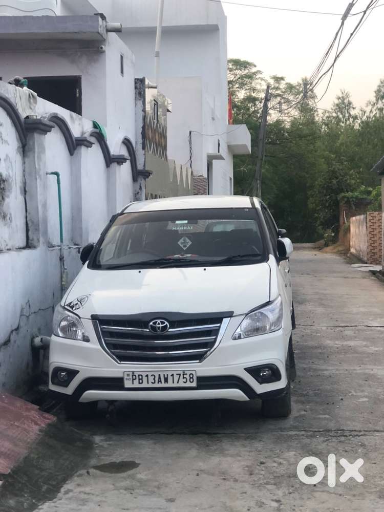Toyota Innova Diesel 2012