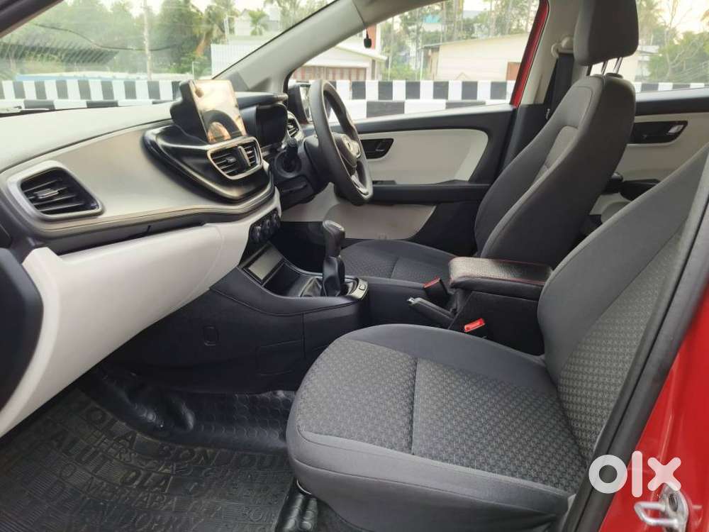 Tata Altroz 1.2 Xe, 2022, Petrol