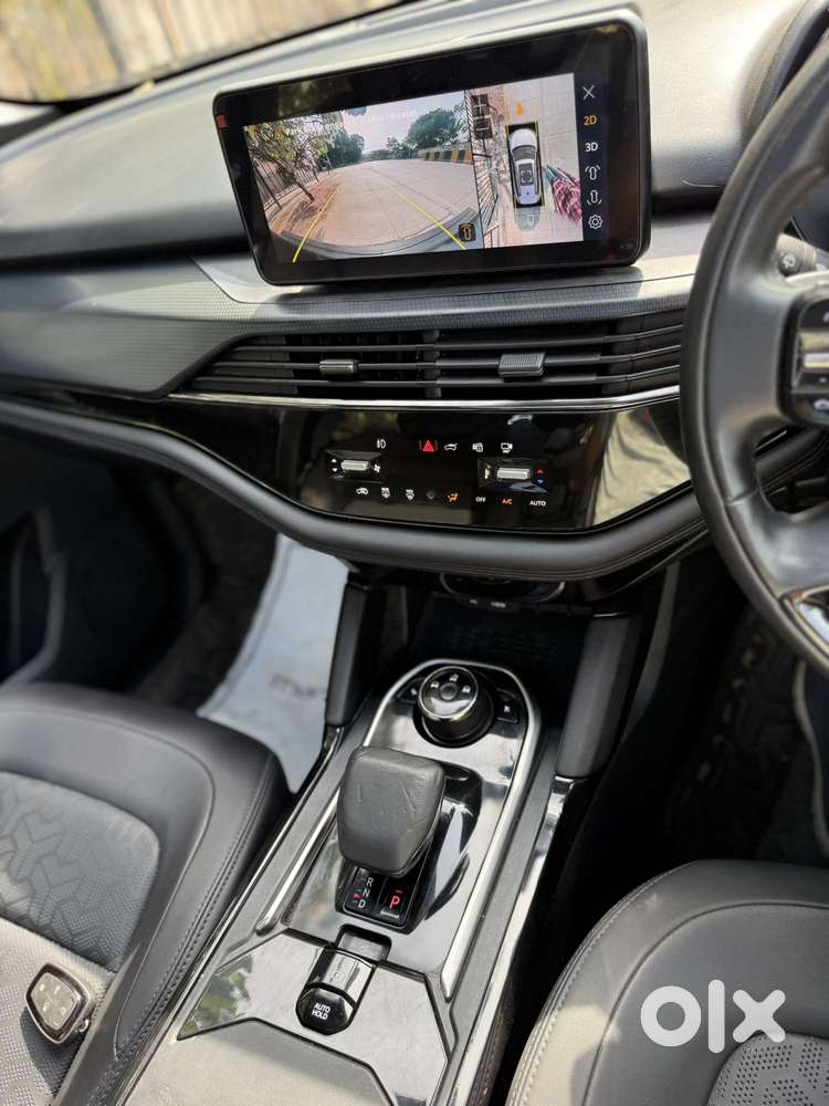 Tata Safari Adventure Plus Dark Edition At, 2024, Diesel