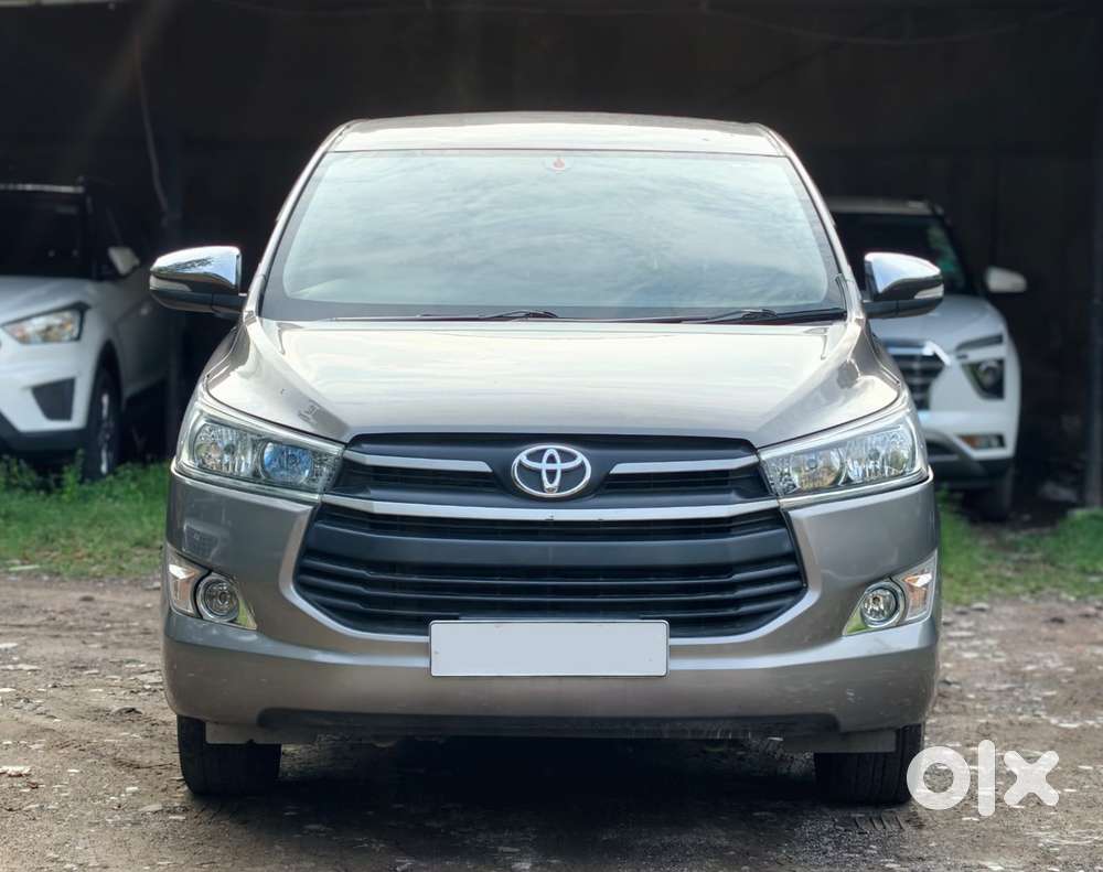 Toyota Innova Crysta G 8 Str, 2016, Diesel