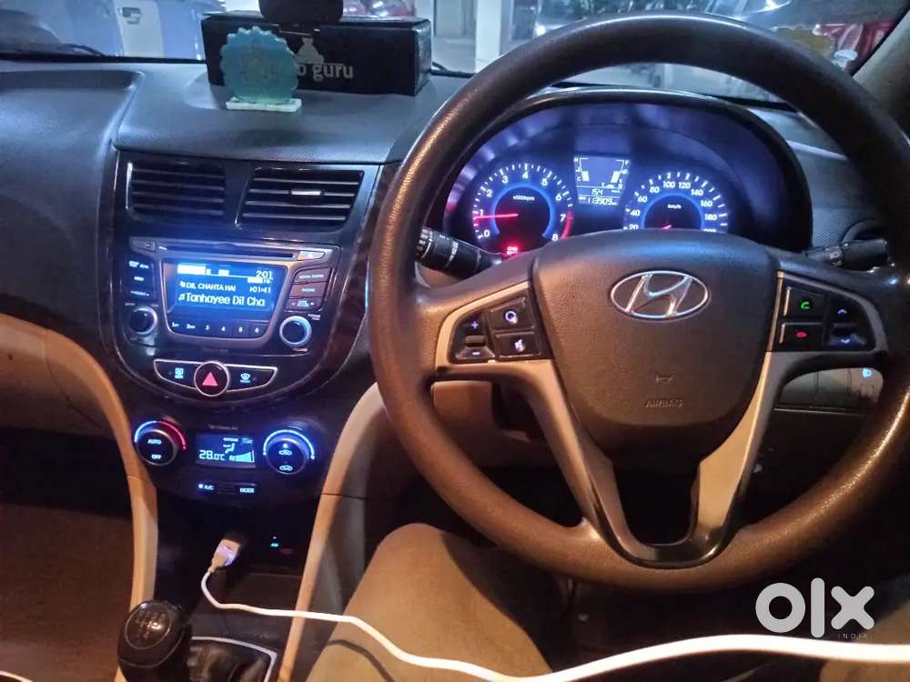 Well Maintained Hyundai Verna With New Seats And 5 New Tyres.