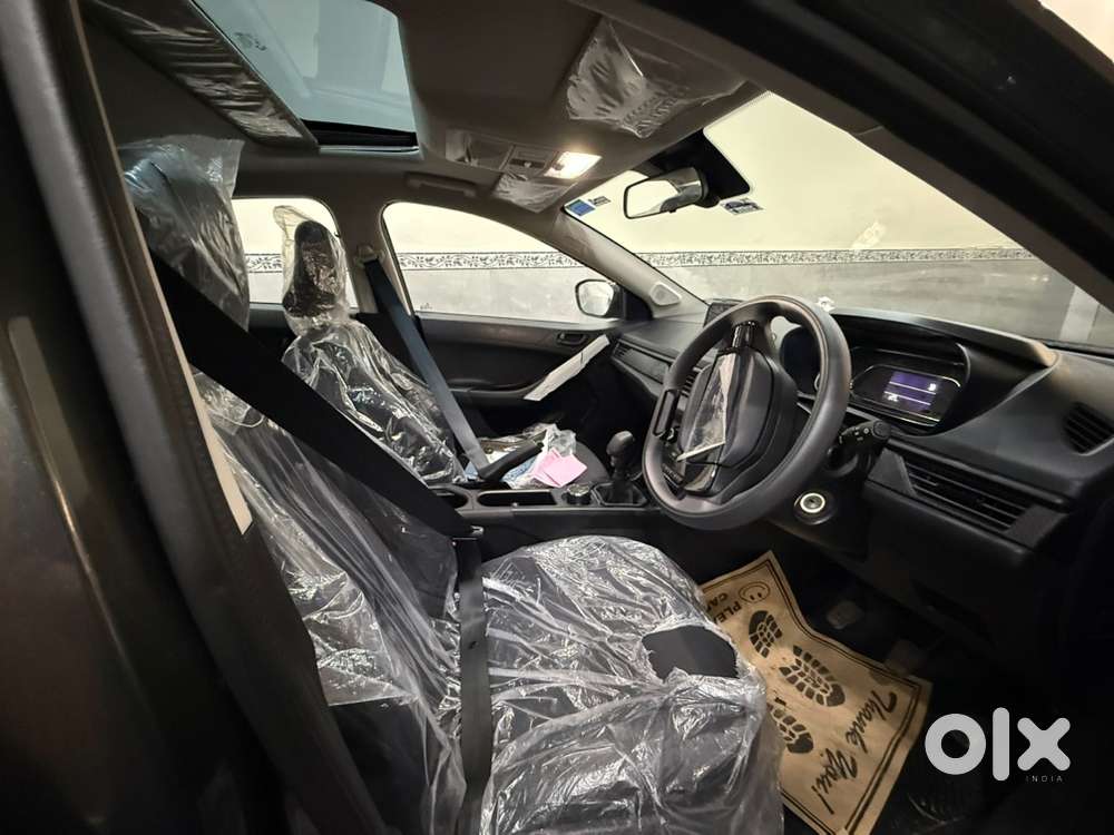 Tata Nexon 2025 Petrol 370 Km Driven