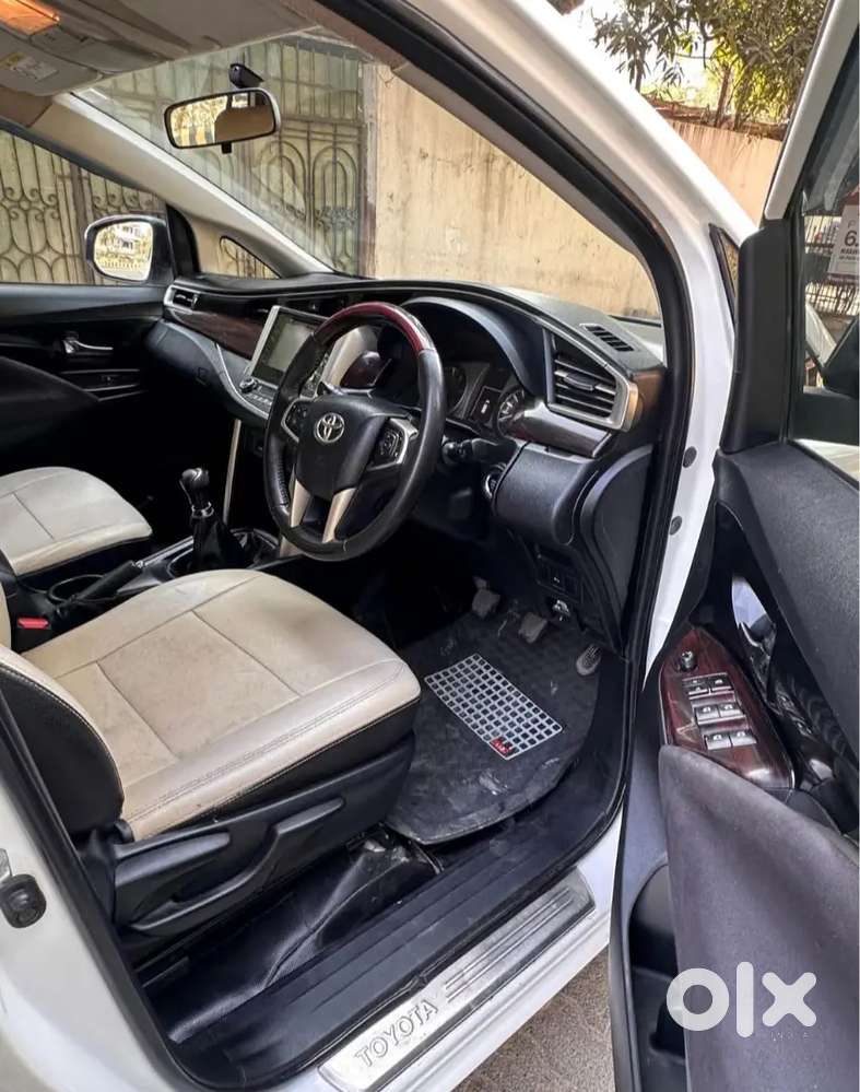 Toyota Innova Crysta 2017 Diesel Manual