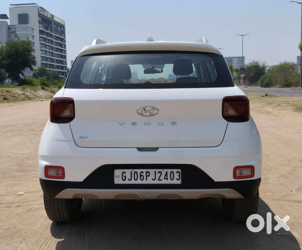 Hyundai Venue Sx Dual Tone, 2022, Diesel