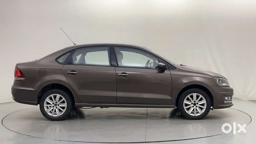 Volkswagen Vento 2010-2013 Petrol Highline, 2015, Petrol