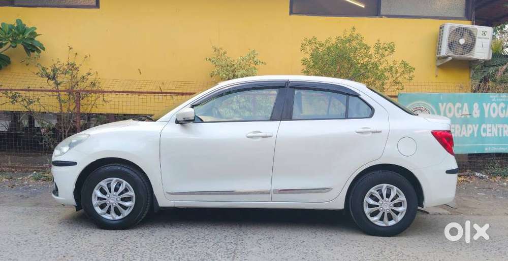 Maruti Suzuki Swift Dzire Vxi(o) Mt, 2023, Cng & Hybrids